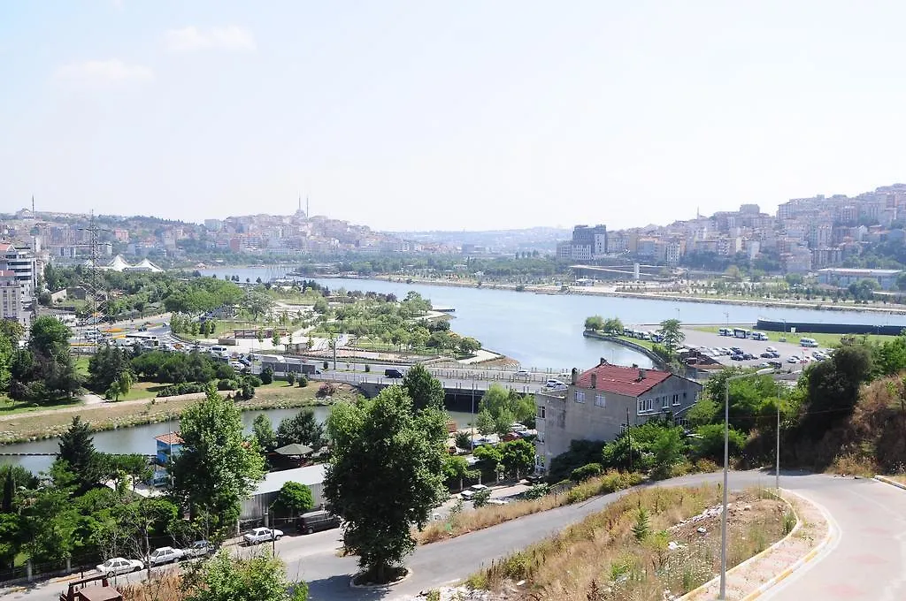 Mavi Halic Apartments Стамбул